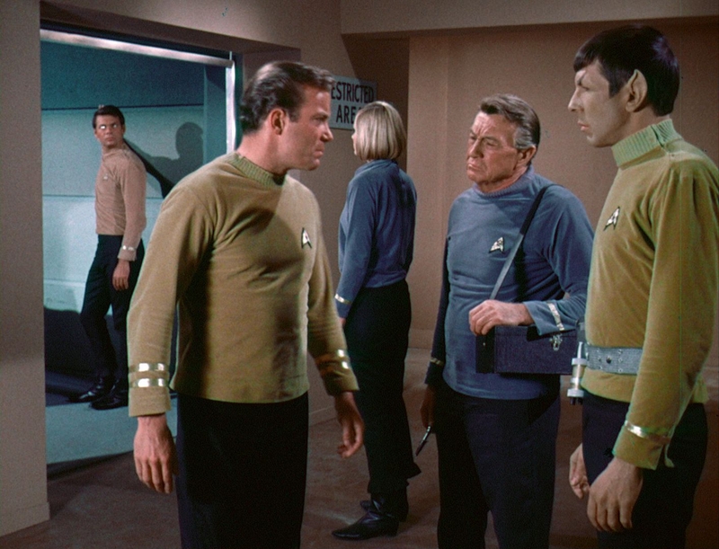 Illustration for article titled 10 Times Captain Kirk Actually Faced a No-Win Scenario